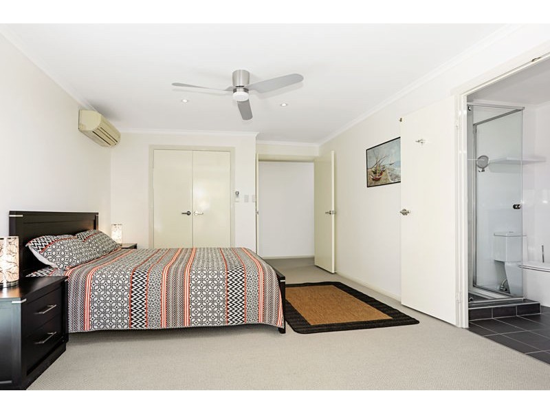 202 Endeavour Drive, Banksia Beach QLD 4507