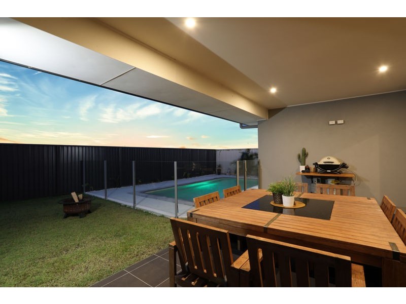 92 Foxtail Crescent, Banksia Beach QLD 4507