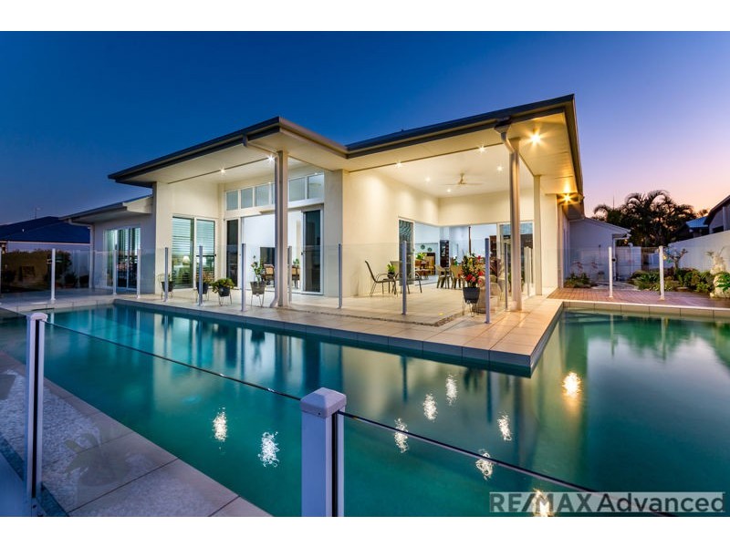 135 Marina Boulevard, Banksia Beach QLD 4507