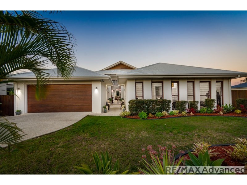 135 Marina Boulevard, Banksia Beach QLD 4507