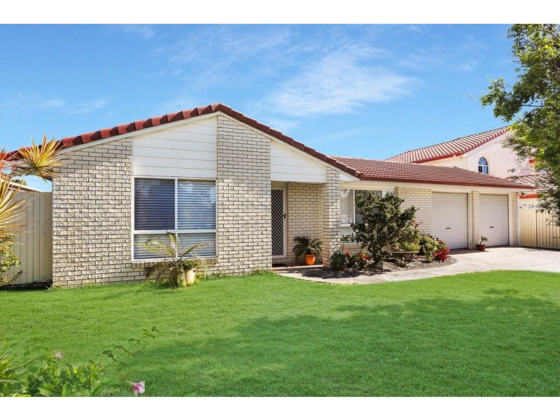 41 Avon Ave, Banksia Beach QLD 4507