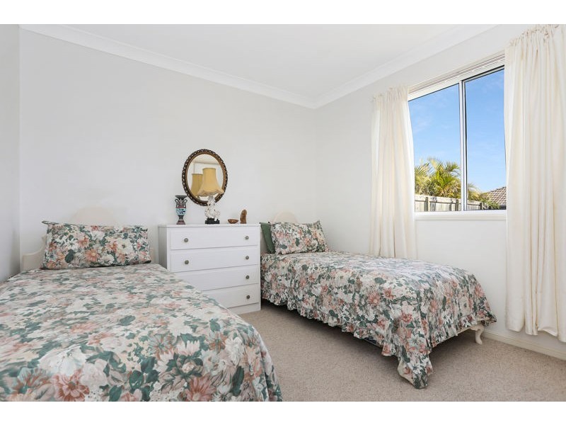 41 Avon Ave, Banksia Beach QLD 4507