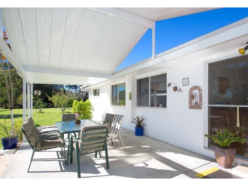 76 Aylward Road, Ningi QLD 4511