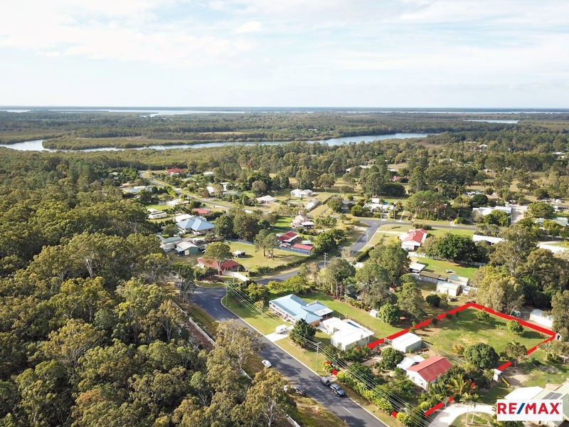 76 Aylward Road, Ningi QLD 4511