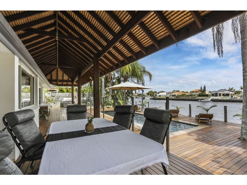 6 Trimaran Court, Banksia Beach QLD 4507