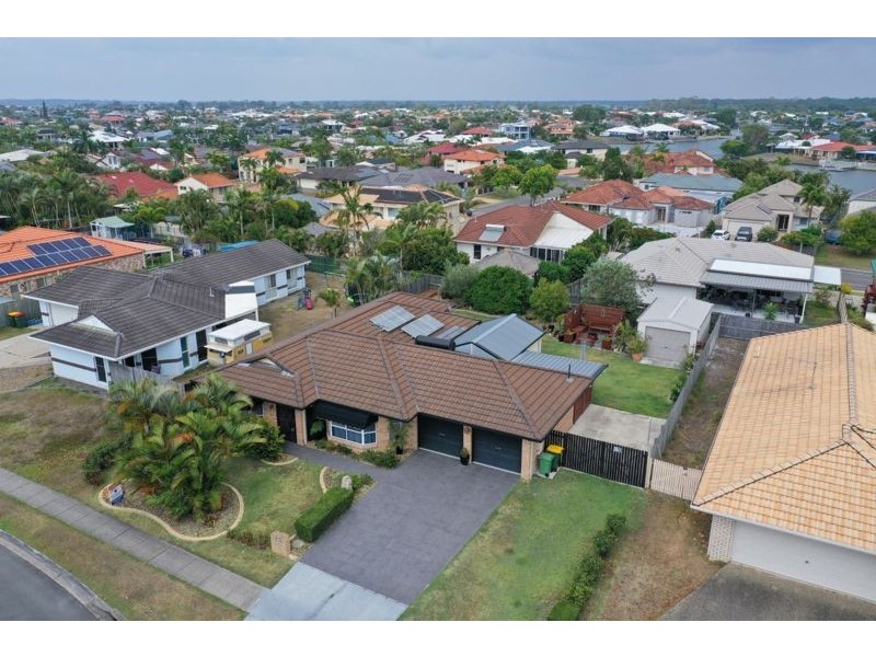 115 Avon Ave, Banksia Beach QLD 4507