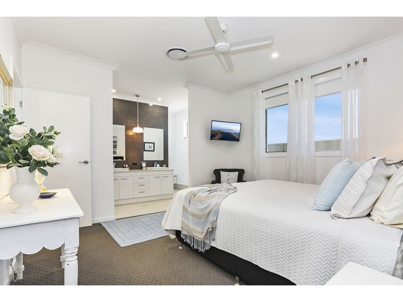 85 Pentas Drive, Bongaree QLD 4507