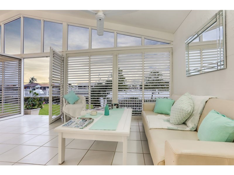 61 Phoenix Avenue, Bongaree QLD 4507