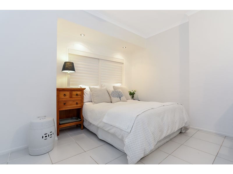 61 Phoenix Avenue, Bongaree QLD 4507