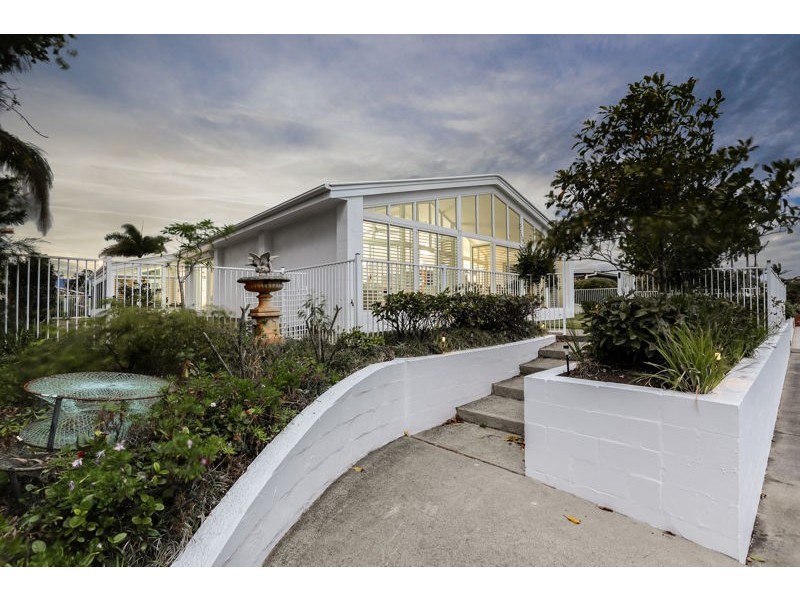 61 Phoenix Avenue, Bongaree QLD 4507