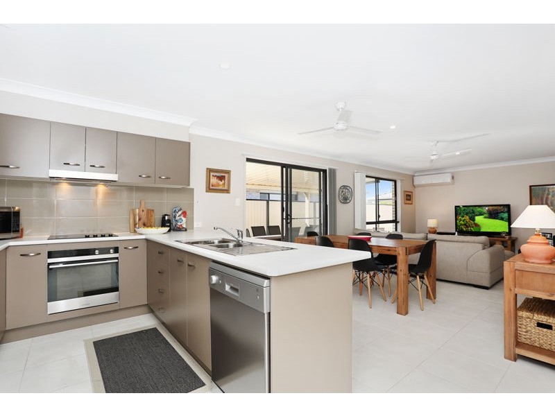 36 Lungfish Circuit, Bongaree QLD 4507