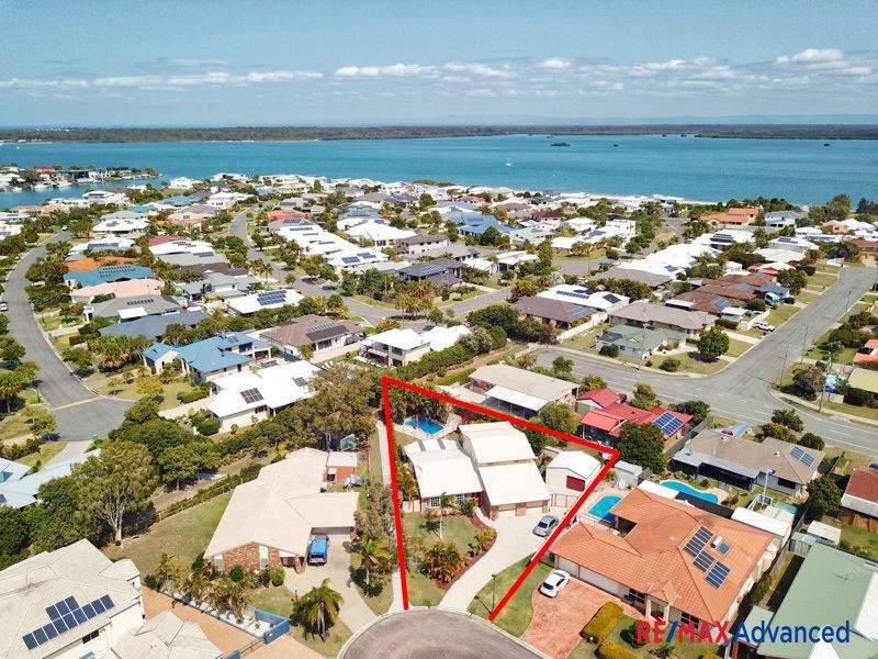 4 Castaway Court, Banksia Beach QLD 4507