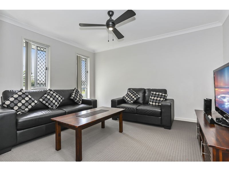 37 Grice Crescent, Ningi QLD 4511