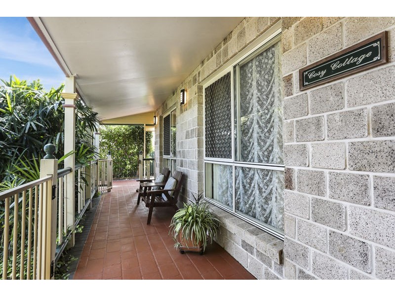 50 Carpenter Way, Sandstone Point QLD 4511