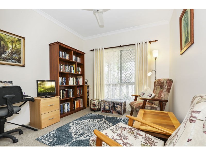 50 Carpenter Way, Sandstone Point QLD 4511