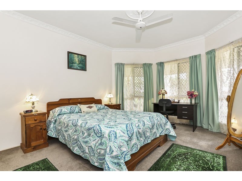 50 Carpenter Way, Sandstone Point QLD 4511