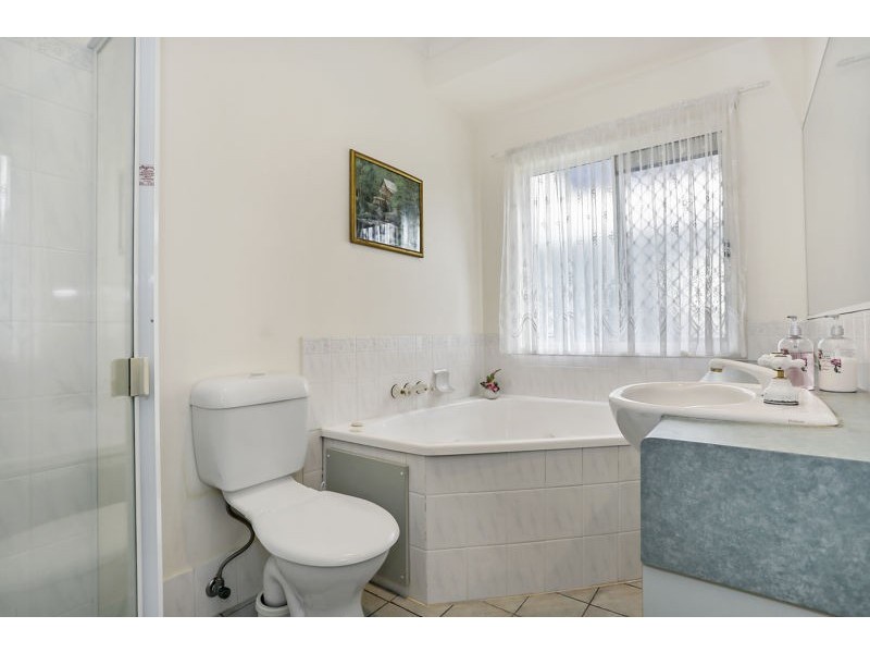 50 Carpenter Way, Sandstone Point QLD 4511
