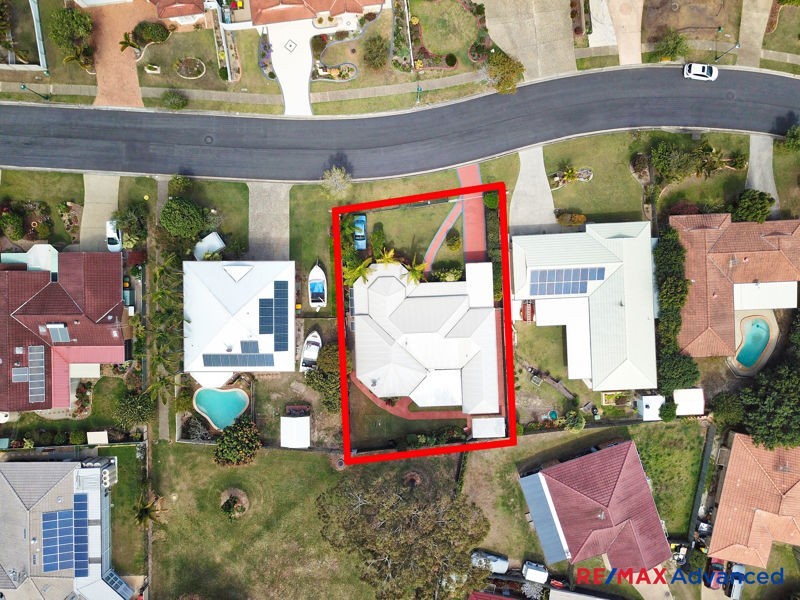 50 Carpenter Way, Sandstone Point QLD 4511