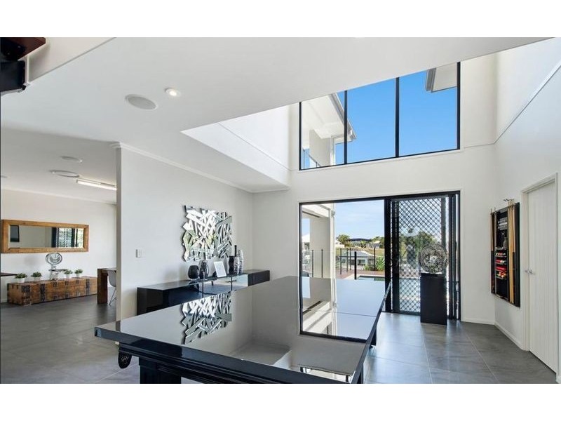 19 North Point, Banksia Beach QLD 4507