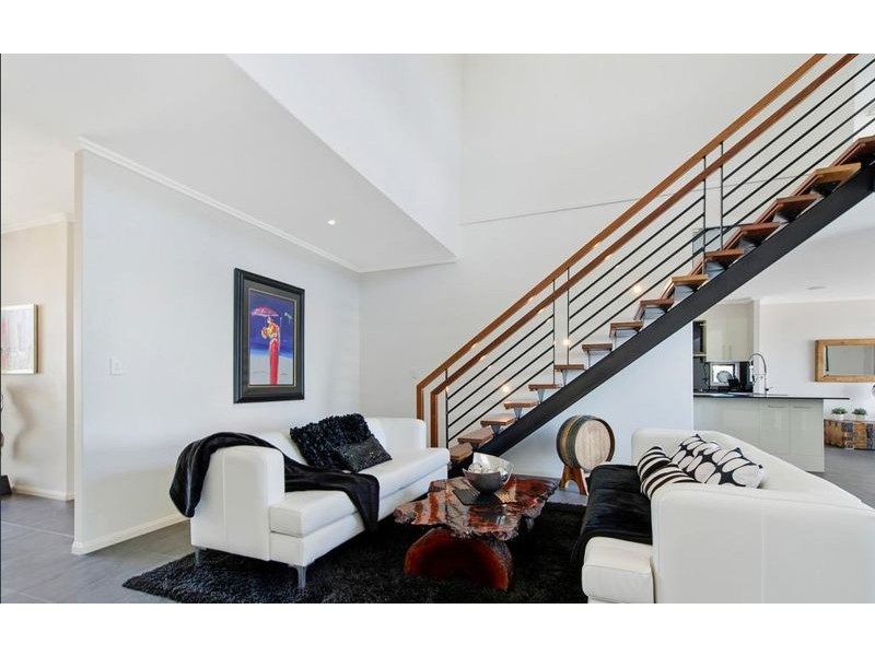 19 North Point, Banksia Beach QLD 4507