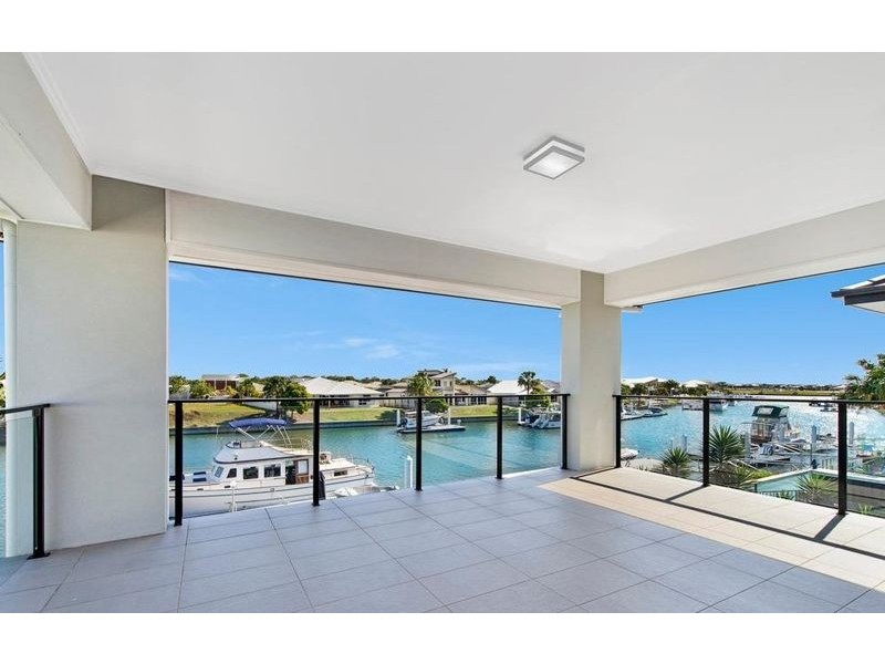 19 North Point, Banksia Beach QLD 4507