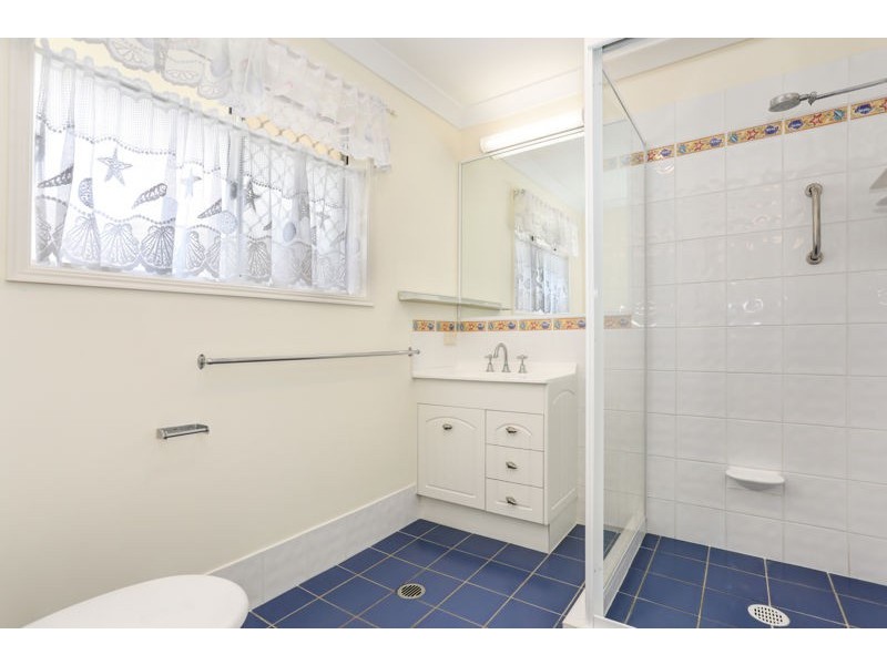 21 Norrland Crescent, Banksia Beach QLD 4507