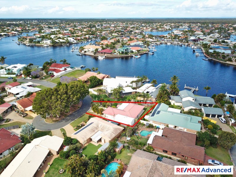 21 Norrland Crescent, Banksia Beach QLD 4507
