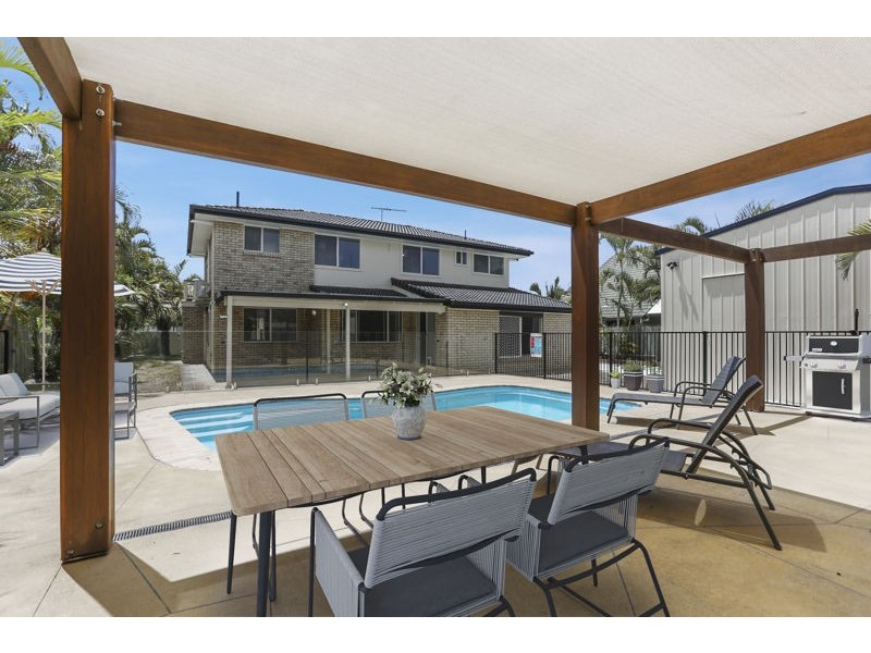 133 Avon Avenue, Banksia Beach QLD 4507