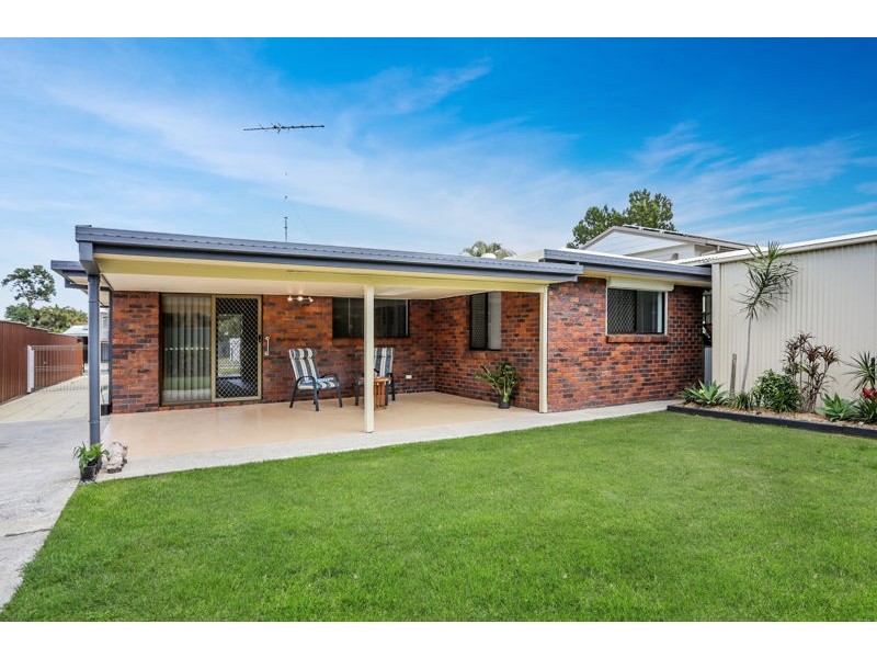 18 Hazell Avenue, Banksia Beach QLD 4507