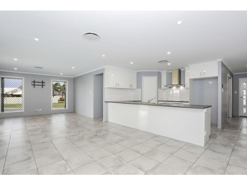 12 Sanctuary Court, Bongaree QLD 4507