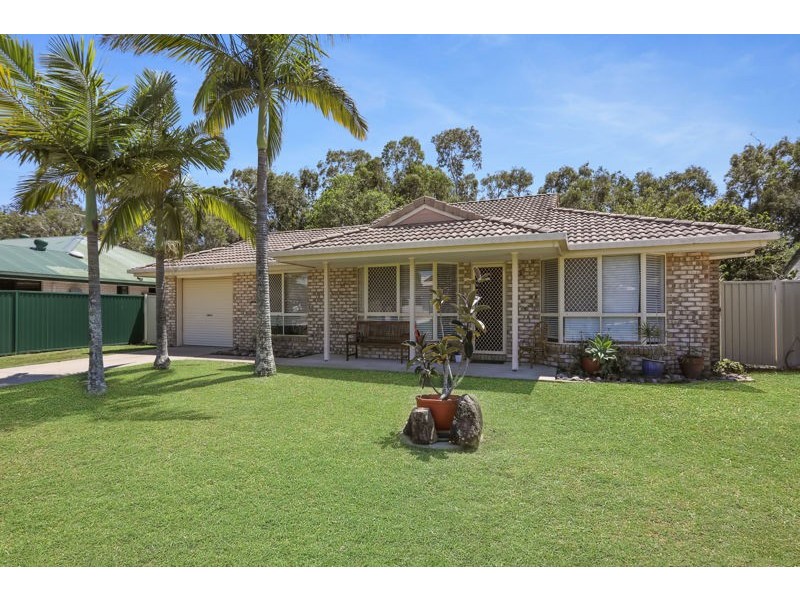 14 Phoenix Avenue, Bongaree QLD 4507