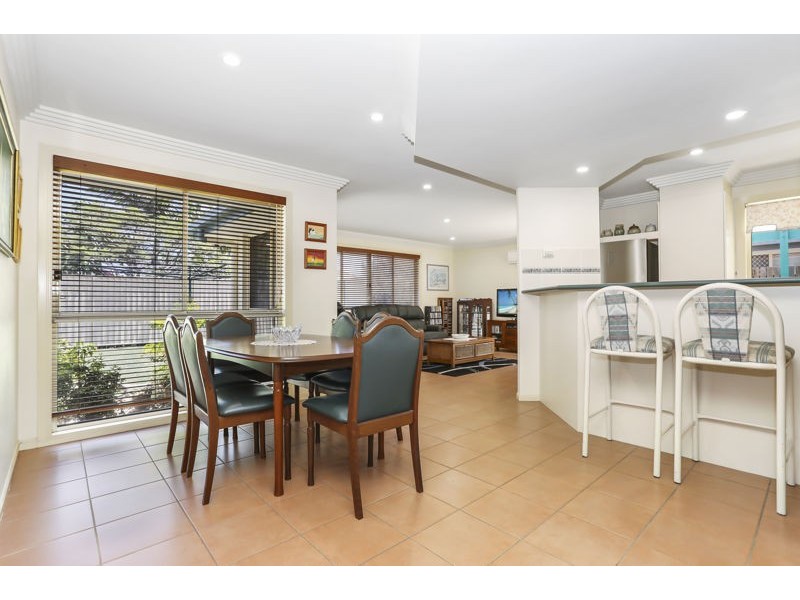 121 Avon Avenue, Banksia Beach QLD 4507