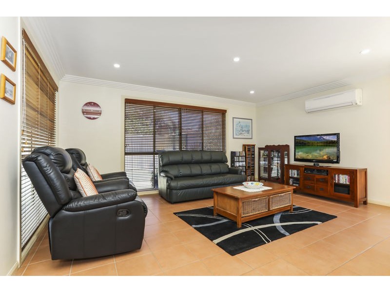 121 Avon Avenue, Banksia Beach QLD 4507