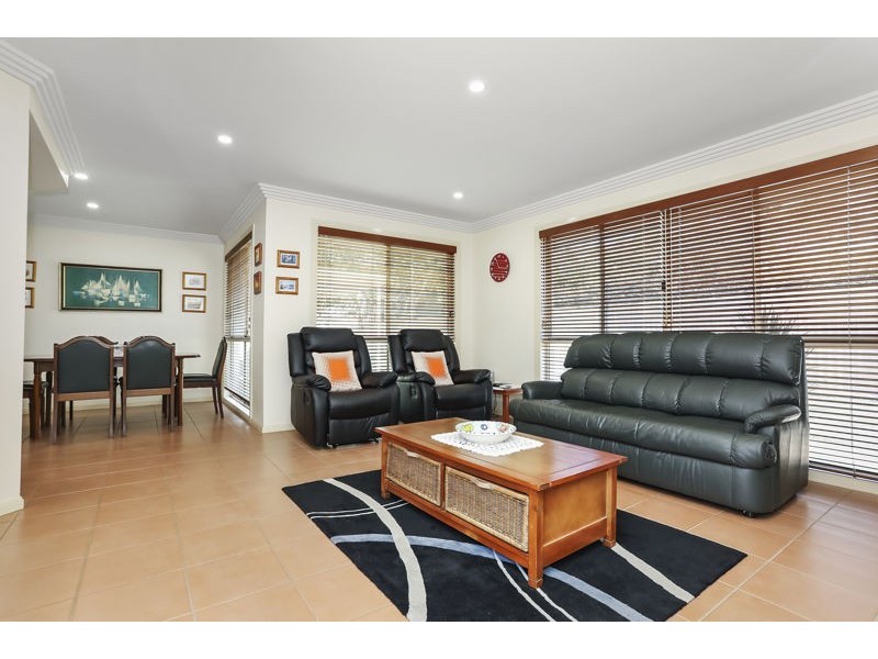 121 Avon Avenue, Banksia Beach QLD 4507