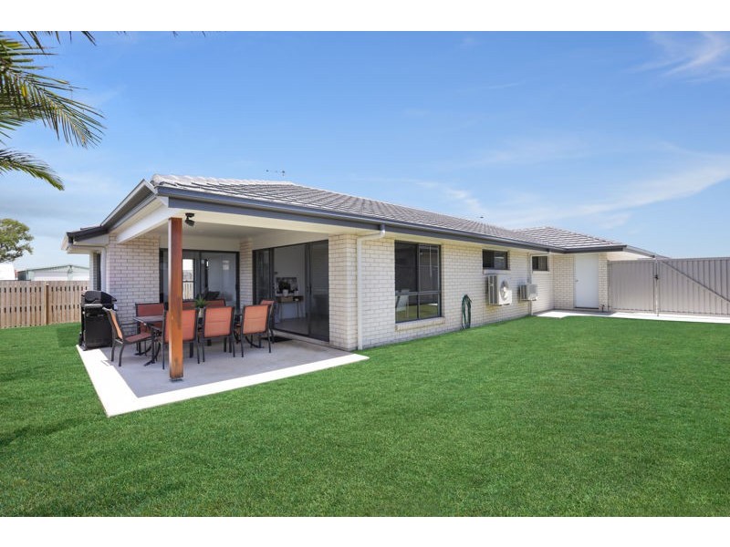 21 Cod Cct, Bongaree QLD 4507