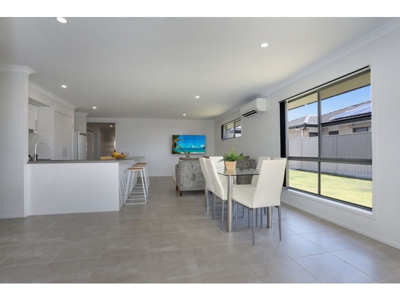 21 Cod Cct, Bongaree QLD 4507