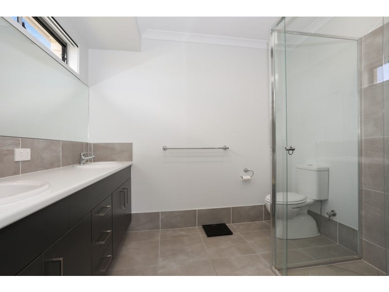 21 Cod Cct, Bongaree QLD 4507