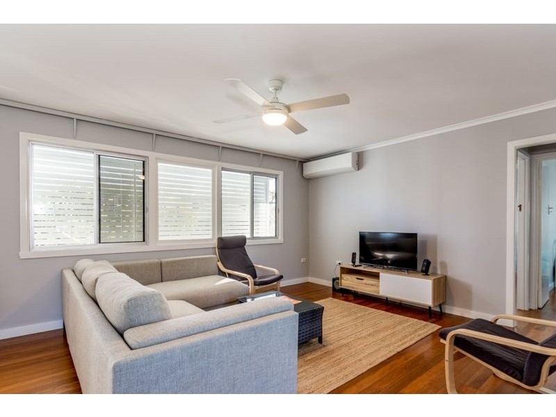 4 Paradise Parade, Bongaree QLD 4507