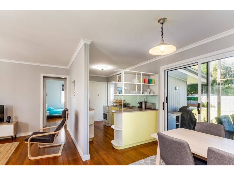 4 Paradise Parade, Bongaree QLD 4507