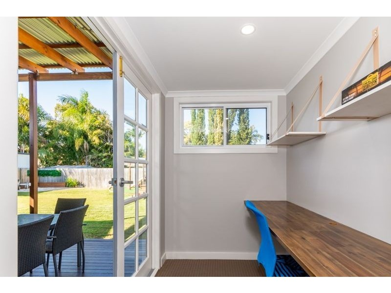 4 Paradise Parade, Bongaree QLD 4507