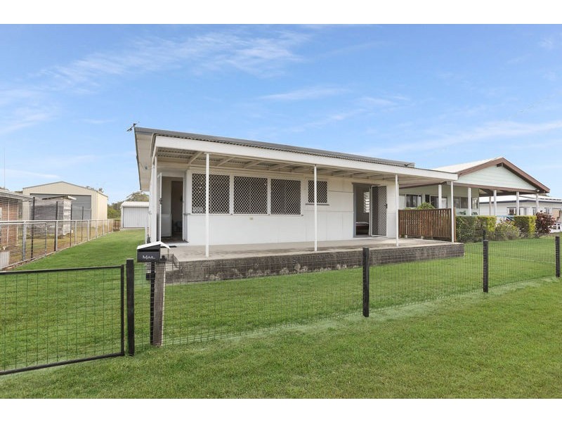 125 Esplanade, Toorbul QLD 4510
