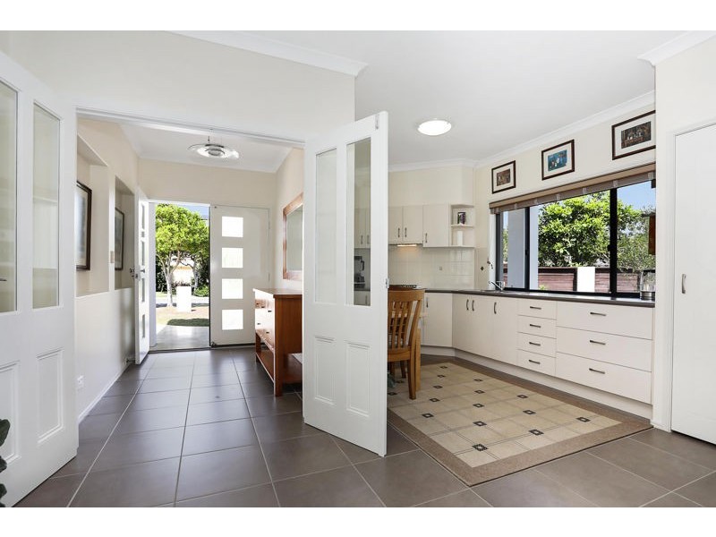 25 Kakadu Circuit, Banksia Beach QLD 4507