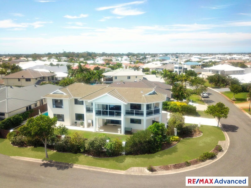 25 Kakadu Circuit, Banksia Beach QLD 4507