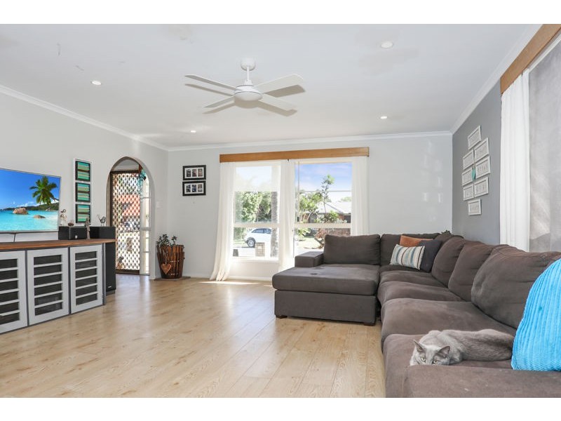 14 Flamingo Drive, Banksia Beach QLD 4507