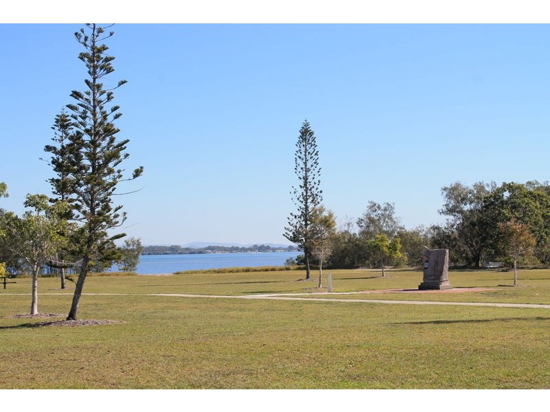 14 Flamingo Drive, Banksia Beach QLD 4507