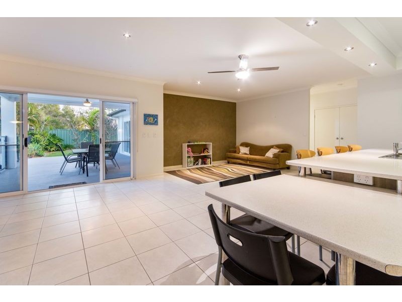 102 Marina Boulevard, Banksia Beach QLD 4507