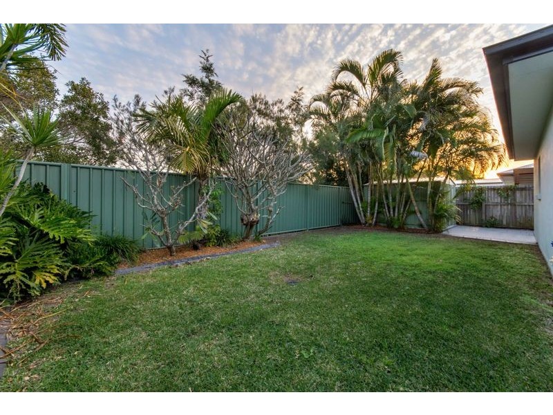 102 Marina Boulevard, Banksia Beach QLD 4507