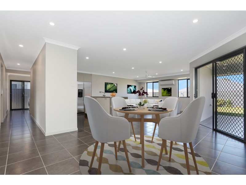 8 Bearberry Street, Banksia Beach QLD 4507