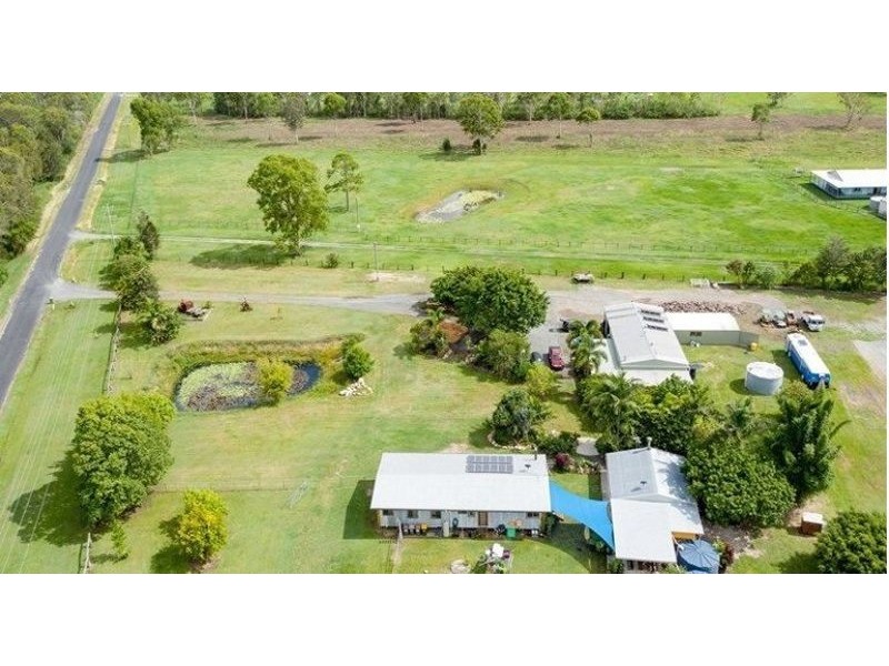 238 Wallace Road, Beachmere QLD 4510