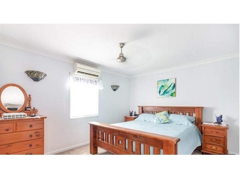 238 Wallace Road, Beachmere QLD 4510